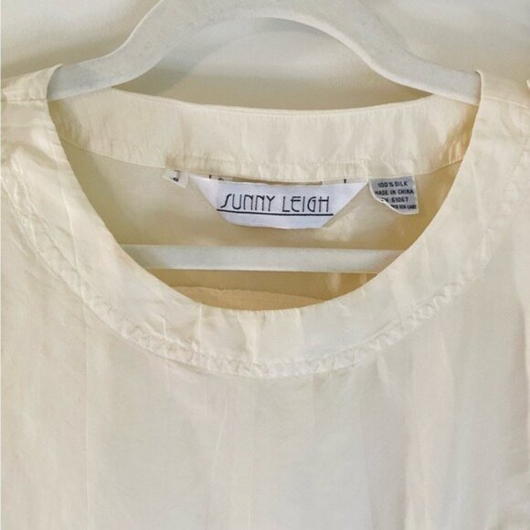 Sunny Leigh Vintage 100% Silk Short Sleeve Loose-fit Blouse With Pocket - Picture 5 of 6